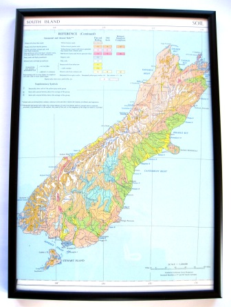 A 1950's vintage map featuring the South Island's soil types.
